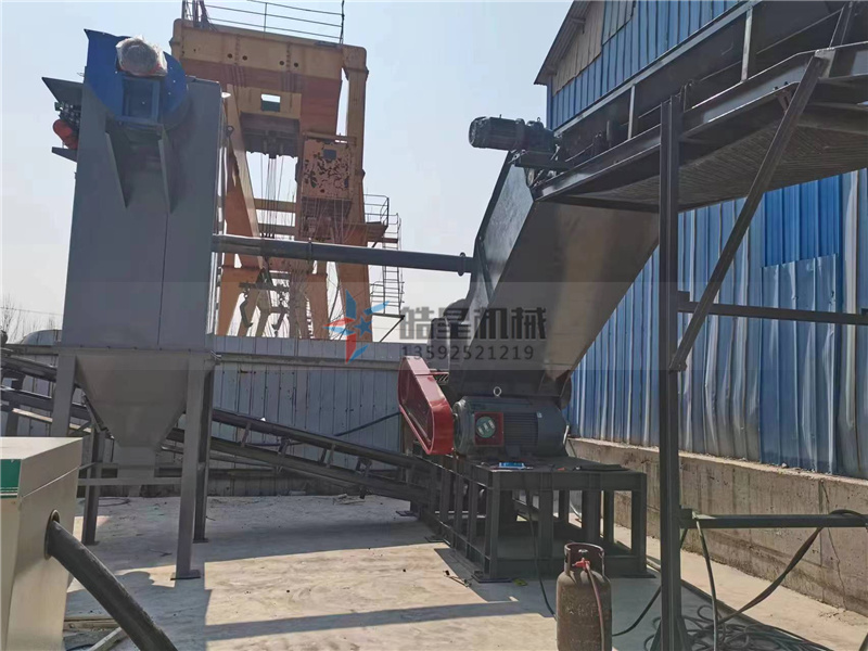 斷橋鋁破碎機 <a href='http://www.176vgjec.cn/feilv/1660.html' target='_blank'><span>斷橋鋁破碎機</span></a>